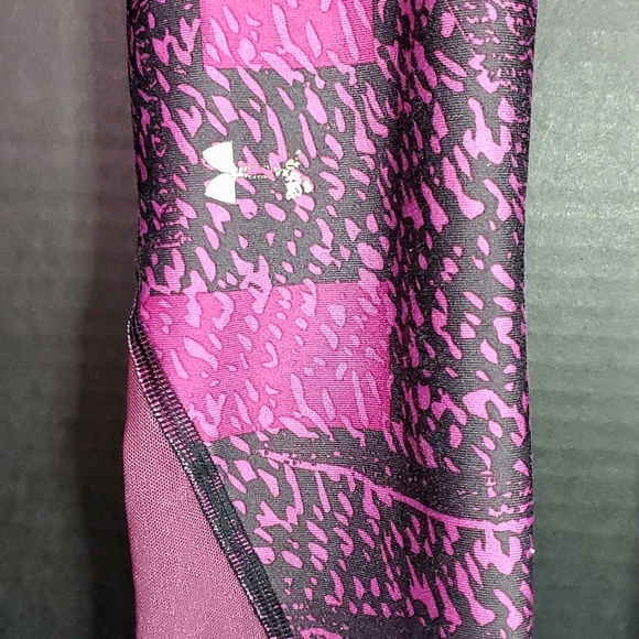 Under Armour Heat Gear Compression Leggings - Size X-Small - Picture 3 of 13